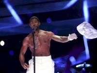 Usher a făcut show la Super Bowl, însă Taylor Swift şi Beyoncé au furat spectacolul