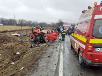 Grav accident rutier, cu trei victime încarcerate