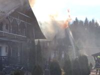 Incendiu la o pensiune din Mălini