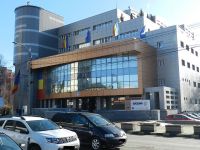 Primăria Suceava plăteşte burse elevilor cuprinşi în proiectul USV Dual
