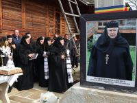 Stavrofora Irina Pântescu, întâia stareţă a Mănăstirii Voroneţ, a fost pomenită la 2 ani de la trecerea la cele veşnice