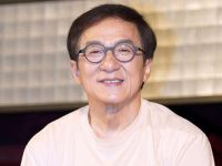 Jackie Chan susţine că nu are probleme de sănătate, aspectul îmbătrânit este pentru un film