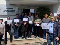 Protestul angajaţilor de la Oficiul Registrului Comerţului de pe lângă Tribunalul Suceava continuă