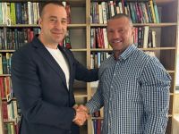 Este o persoană dedicată şi are calităţi remarcabile de lider