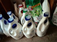 Poliţiştii au intrat peste comercianţii de detergent din Suceava