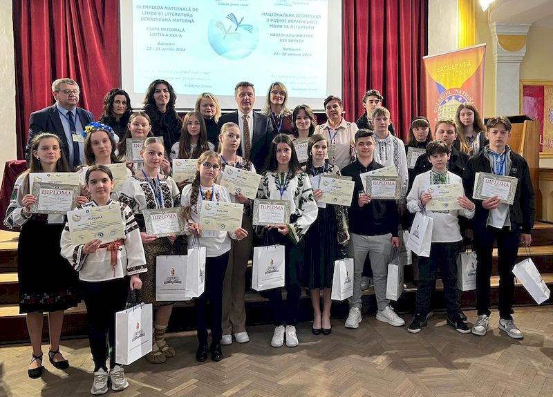 Olimpiada naţională de limba şi literatura ucraineană maternă a adus rezultate frumoase pentru judeţul Suceava