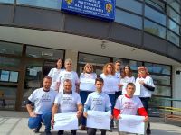 Protest spontan al angajaţilor de la Arhivele Naţionale