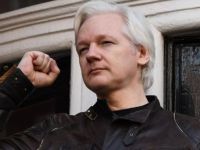 Julian Assange a fost eliberat din închisoare şi a plecat din Marea Britanie