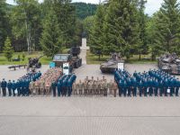 Prezentare de tehnică şi echipament militar în Colegiul Naţional Militar „Ştefan cel Mare”
