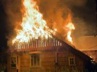 Incendii izbucnite de la coşuri de fum