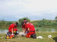 Un adolescent s-a înecat într-un iaz din Sârghieşti