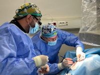 Caz dificil, al unui pacient cu stimulator cardiac, rezolvat cu succes