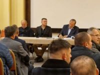 Gheorghe Flutur, la întâlnirea cu mediul de afaceri sucevean, a dat asigurări că un guvern PNL va acţiona pentru consolidarea clasei de mijloc care are încă nevoie de sprijin