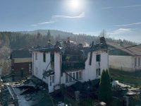Locuinţă afectată de un incendiu