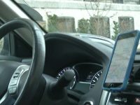 Un şofer al unei firme de ride-sharing din Suceava este bănuit că a furat telefonul unui client