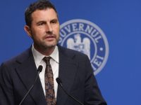 Cheltuim mai puţin decât în aceeaşi perioadă a anului trecut, iar încasările cresc