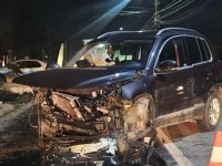 Accident rutier cu trei maşini implicate