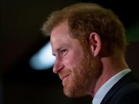 Prinţul Harry dă în judecată publicaţia Daily Mail