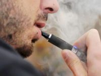 Ţigările electronice pot provoca pneumonie chimică