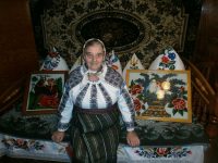 Meşteriţa populară Felicia Ungureanu, la 80 de ani