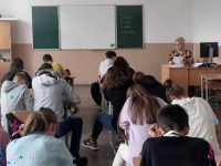 Fundaţia Te Aud România continuă testările vocaţionale în şcolile din judeţul Suceava, cu sprijinul Synevo