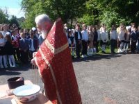 127 de parohii româneşti din Ucraina, ameninţate cu închiderea sau confiscarea bunurilor, după interzicerea Mitropoliei Kievului (Patriarhia Moscovei)