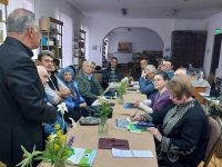 Poezie, istorie şi cărţi noi