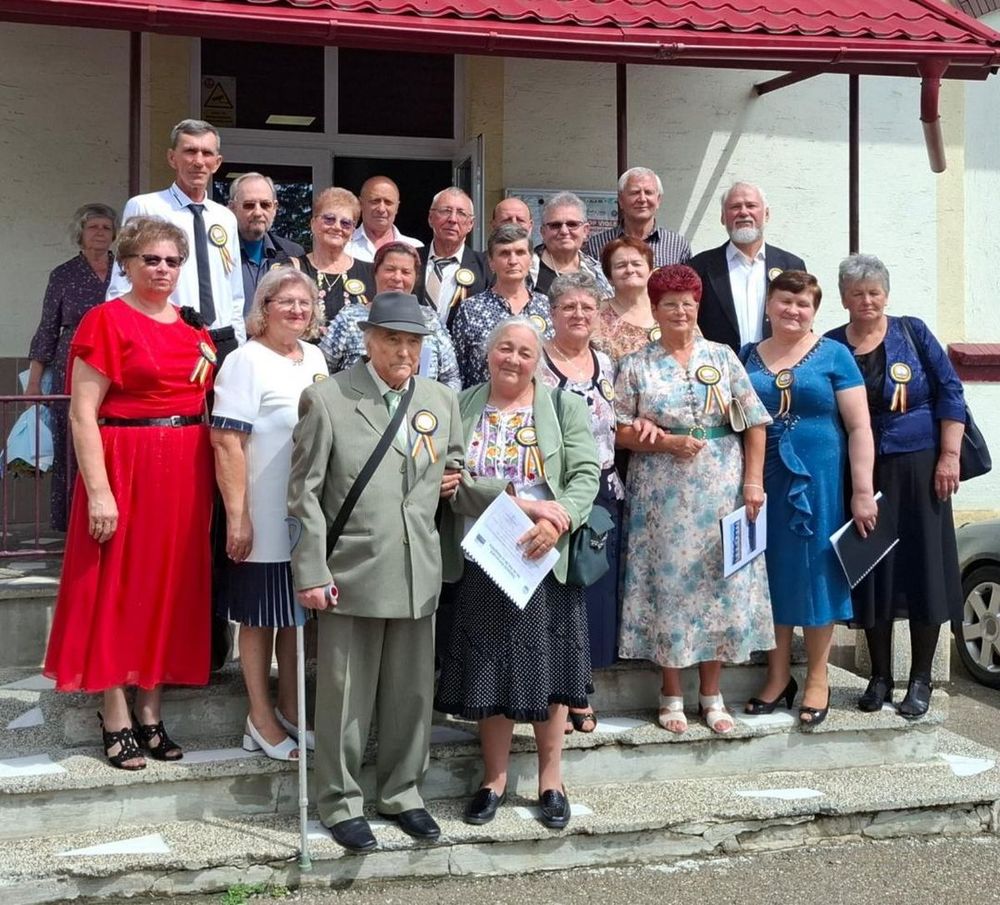 Cinci decenii de prietenie şi amintiri la Şcoala Gimnazială nr. 6 Suceava