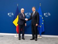 Premierul a discutat la Bruxelles cu comisarul european pentru Economie despre situaţia macroeconomică şi fiscală a României