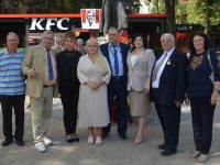 Nu de azi şi nici de ieri, Limba Română trăieşte simultan sărbători şi decese, însă moare încet şi sigur în Cernăuţi, dar şi în satele noastre româneşti…