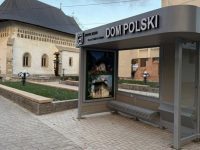 Piaţa Dom Polski şi zona Mănăstirii Zamca, redeschise după reabilitare