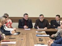 Decontarea navetei profesorilor, discutată în Comisia de dialog social