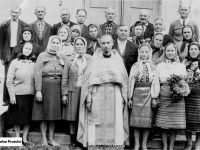 Broşură comemorativă pentru preotul Dimitrie Mândrescu, la 100 de ani de la naştere