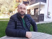 Broşteni, puternic afectat de inundaţiile din iulie, se redeschide pentru turişti