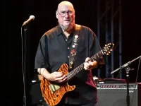 Chitaristul american Steve Cropper a murit la vârsta de 84 de ani