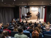 Cel mai modern auditorium din Suceava, inaugurat de Fundaţia Umanitară ASSIST la Colegiul de Artă „Ciprian Porumbescu”