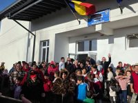 Peste 600 de daruri au fost oferite copiilor din medii defavorizate de Asociația Institutul Bucovina
