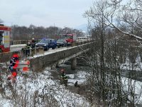 Femeia aflată la volan, pe fondul vitezei, a pierdut controlul maşinii