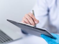 Legea prin care prima zi de concediu medical e fără plată va avea excepţii
