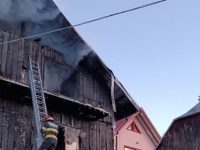 Incendiu puternic în Putna
