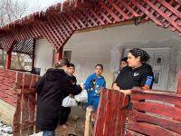 Voluntarii Asociaţiei „EUROACTIV” au adus bucurie pentru peste 100 de copii defavorizaţi din Pătrăuţi