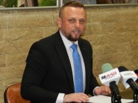 Aproape 3.300 de persoane cu grad de handicap grav şi handicap accentuat pot beneficia de reducerea impozitelor pe clădiri, terenuri şi autoturisme