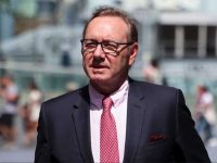 Kevin Spacey ar putea fi acuzat de agresiuni sexuale vechi de decenii într-un proces civil în Regatul Unit