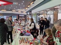 S-a deschis Târgul Mărţişorului de la Suceava