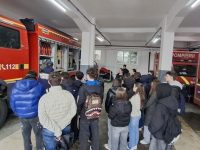 Pompierii suceveni şi-au deschis porţile pentru copii şi tineri