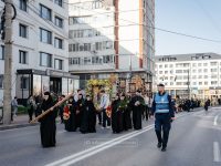 Sucevenii L-au însoţit pe Hristos, precum odinioară în Ierusalim