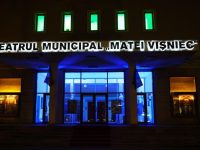 Teatrul Municipal a fost iluminat în albastru pentru Ziua Internaţională de Conştientizare a Autismului