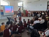 Lecţie de mediu, de colectare selectivă a deşeurilor şi reciclare pentru elevi