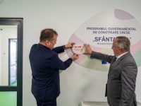 Acolo mai sunt nişte chestiuni legate de utilităţi...