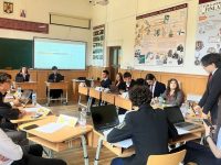 Elevii rădăuţeni au simulat negocierile ONU la Colegiul „Eudoxiu Hurmuzachi”